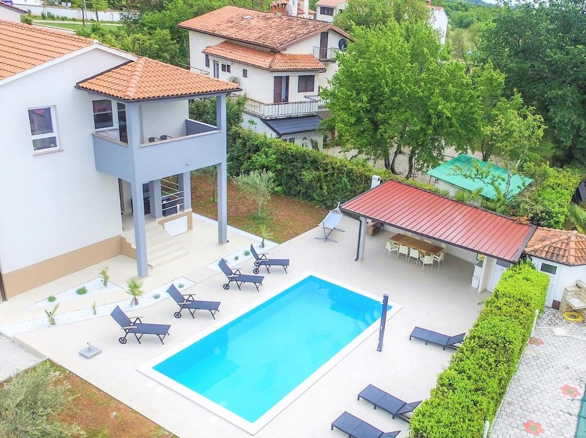 Apart Residence Leko Porec Esterno foto